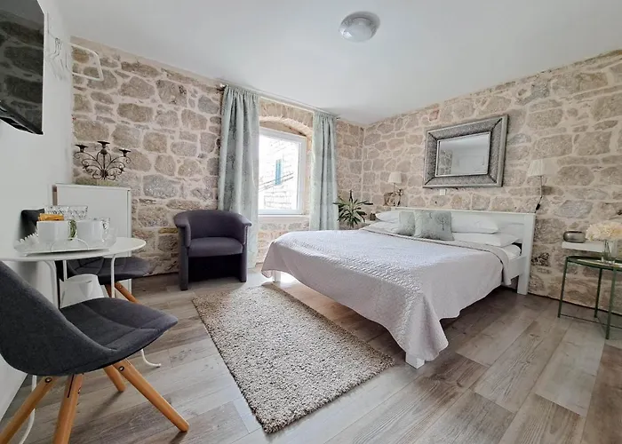 Kala 4* سبليت