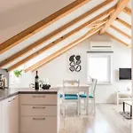 Kala 4*