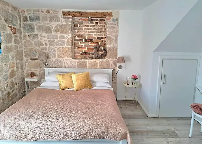 Kala Πανσιόν 4*